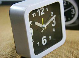 Surborder Shop Modern White Square Classic Silent Desk Travel Alarm Clock N4