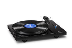 Music Hall MMF 2.2 Belt Driven Turntable with Cartridge, Gloss Black N4