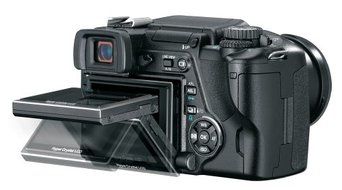 Olympus Evolt E330 7.5MP Digital SLR Camera (Body Only) N2