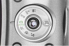 Kodak Easyshare Z740 5 MP Digital Camera with 10xOptical Zoom (OLD MODEL) N4