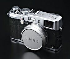 Fujifilm X100S 16 MP Digital Camera with 2.8-Inch LCD (Silver) (OLD MODEL) N11