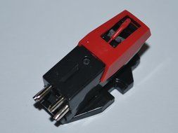 Crosley, Magnavox, Philco &amp; Phillips Ceramic Stereo Cartridge N2