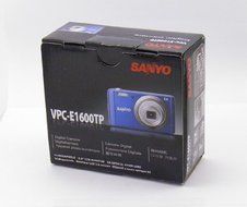 Sanyo Digital Camera w/ 5x Optical Zoom, 14 MegaPixel , 3" LCD Display , Movie Rocording - Blue Color