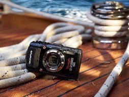 Olympus TG-3 Waterproof 16 MP Digital Camera (Black) (Discontinued by Manufacturer) N6