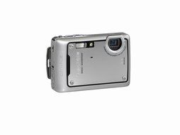 Olympus Stylus 770SW 7.1MP Digital Camera with 3x Optical Zoom (Silver) N2