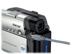Sony DCR-DVD201 DVD Handycam Camcorder w/10x Optical Zoom (Discontinued by Manufacturer) N2