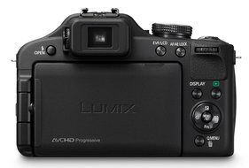Panasonic DMC-FZ150K 12.1 MP Digital Camera with CMOS Sensor and 24x Optical Zoom (Black) (Discontinued by Manufacturer) N15