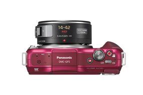 Panasonic GF5 X KIT 14-42mm Digital Camera (Red) N3