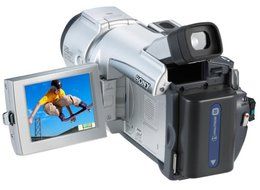 Sony DCRTRV70 MiniDV 2MP Camcorder with 2.5"LCD, Memory Stick, and Networking Capability (Discontinued by Manufacturer)
