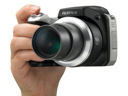 Fujifilm Finepix S8000fd 8MP Digital Camera with 18x Optical Image Stabilization N11