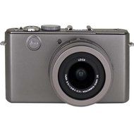 Leica D-LUX 4 Digital Camera Special Limited Edition (Titanium) N2