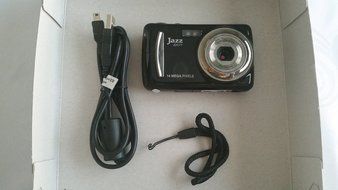 Jazz JDC77 14MP Digital Camera - Black N2