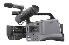 Panasonic AGHMC70PJU AVCHD 3CCD Flash Memory Professional Camcorder with 12x Optical Image Stabilized Zoom N4