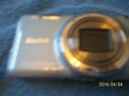 Kodak EasyShare M583 14 MP Digital Camera with 8x Optical Zoom and 3-Inch LCD - Blue N4
