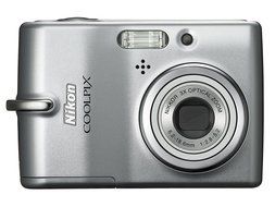Nikon Coolpix L10 5MP Digital Camera with 3x Optical Zoom N7
