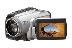Panasonic PV-GS85 MiniDV Camcorder with 32x Optical Image Stabilized Zoom (Discontinued by Manufacturer) N2