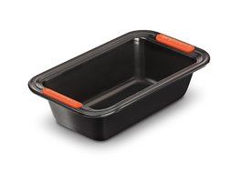 Le Creuset Toughened Non-Stick Bakeware 2 lb Loaf Tin N2