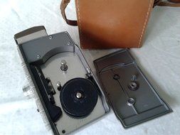 Bell &amp; Howell movie camera 8mm With leather case N4