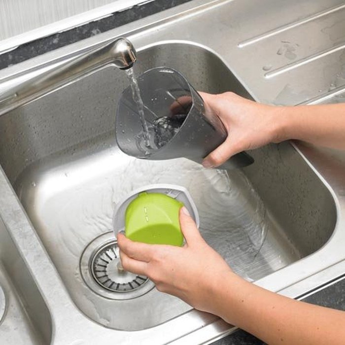 Black & Decker BDH9600CHV Dustbuster 9.6V Cordless Hand Vac Vacuum Portable Car, Washable Bowl and Filter for... N7