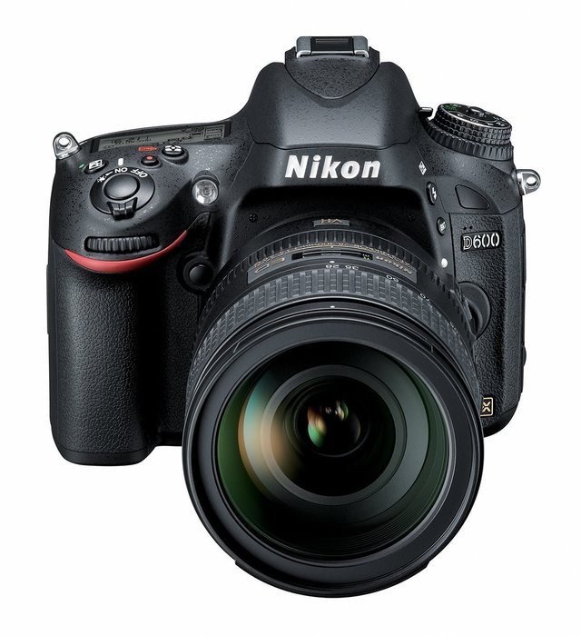 Nikon D600 24.3 MP CMOS FX-Format Digital SLR Camera (OLD MODEL) N4