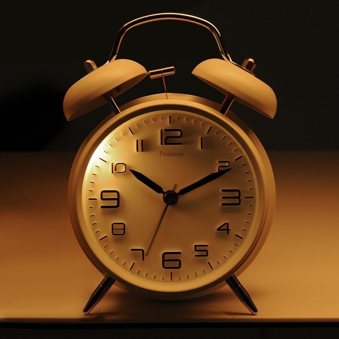 Peakeep 4" Twin Bell Alarm Clock with Stereoscopic Dial, Backlight, Battery Operated Loud Alarm Clock N4