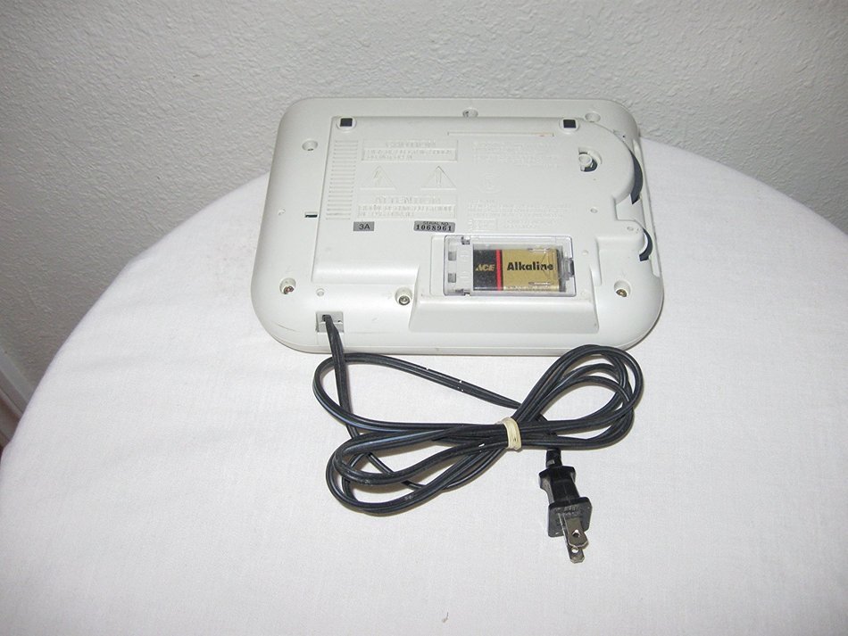 Sony ICF-C243 AM/FM Clock Radio (Discontinued by Manufacturer)