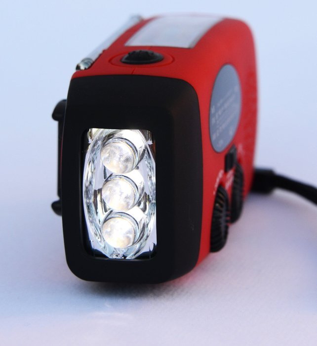 topAlert HY-88WB Emergency Dynamo Solar Self Powered AM/FM/WB(NOAA) Radio w/ LED Flashlight, Cell Phone Charger... N9