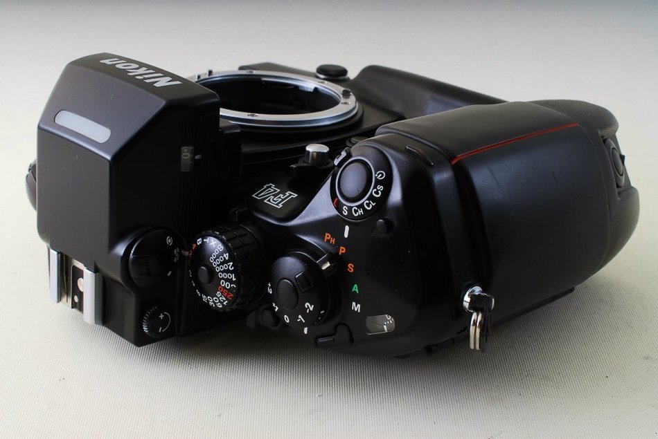 Nikon F4S Autofocus Camera Body w/Nikon MB-21 Motor Drive N6