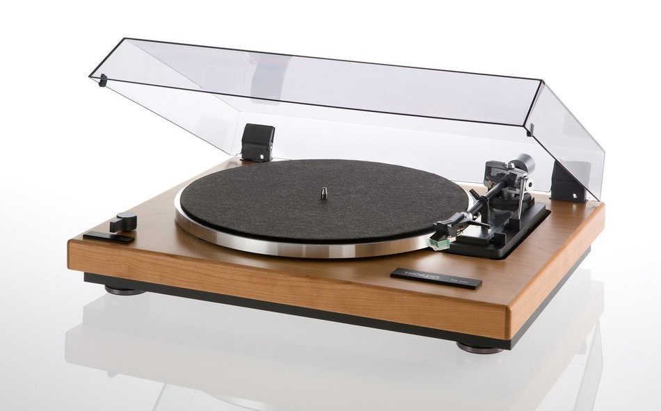Thorens - TD240-2 - Automatic Turntable - Bright Wood - w/AT95E