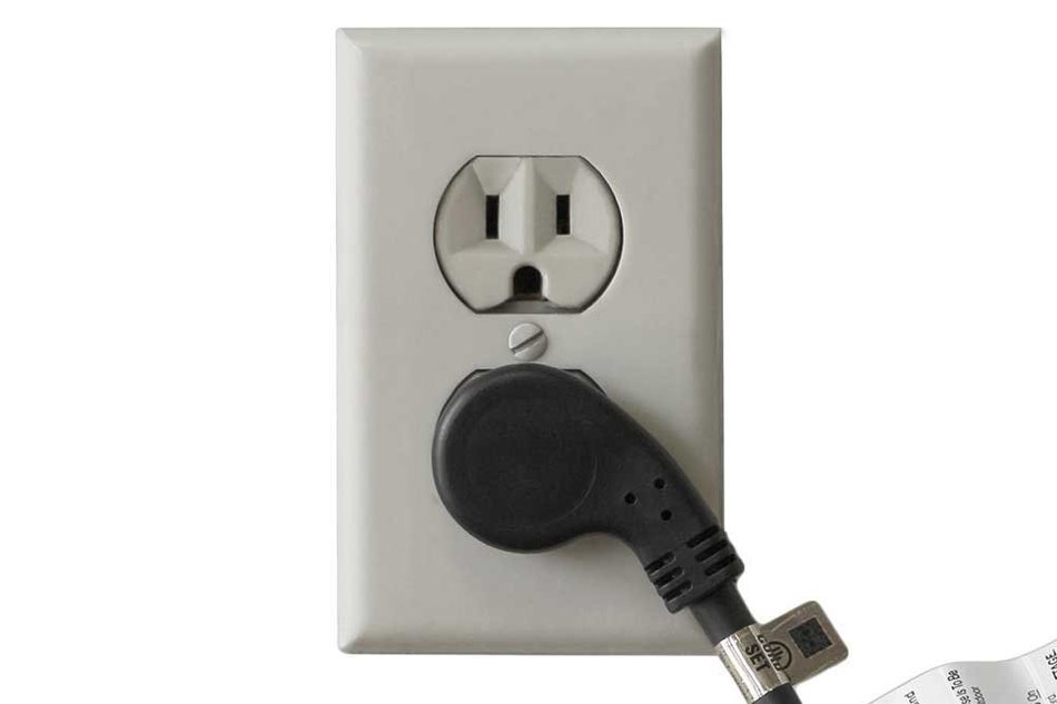 SF Cable, 3ft Ultra Low Profile Angle NEMA 5-15P to 5-15R with 36 inches 16/3 AWG SJT N7