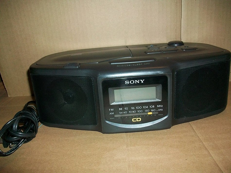 Sony FM/AM CD Clock Radio ICF-CD800 N3
