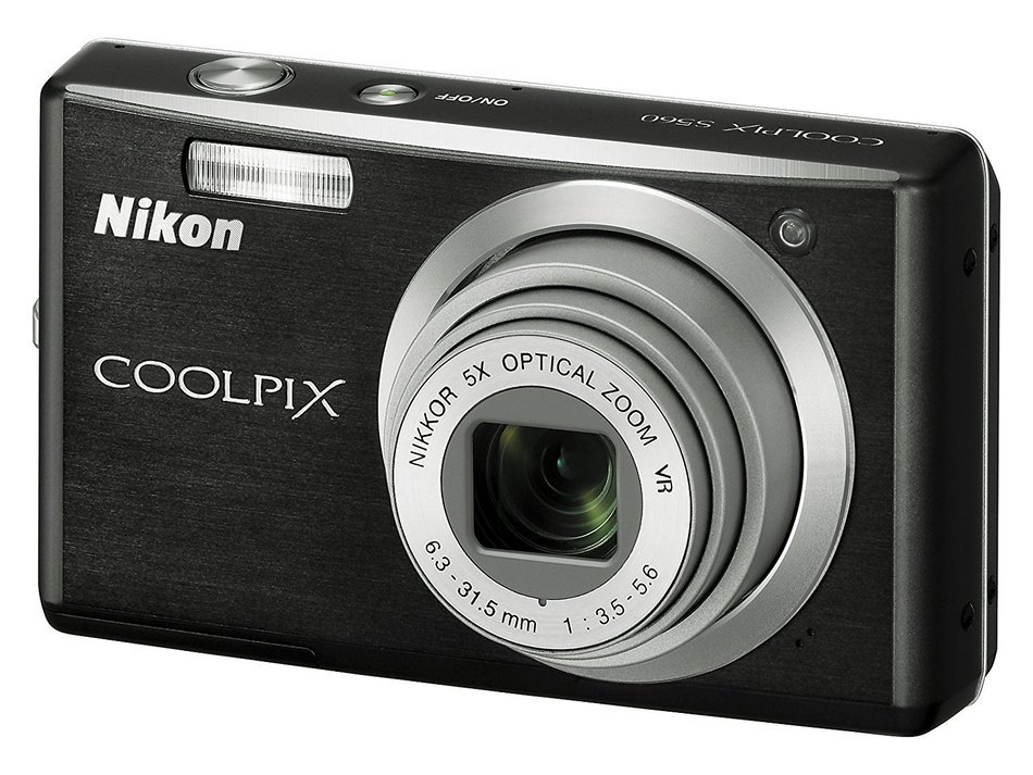 Nikon Coolpix S560 10MP Digital Camera with 5x Optical Vibration Reduction (VR) Zoom with 2.7 inch LCD (Graphite...