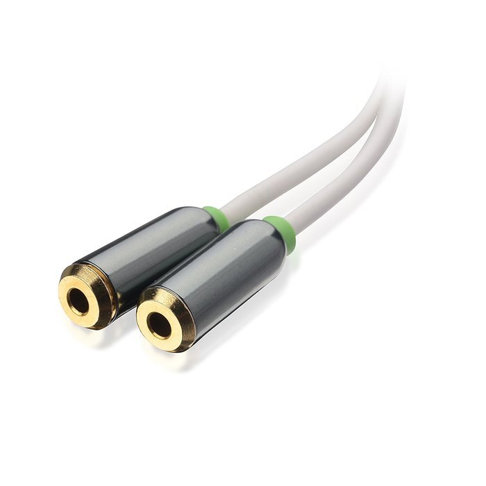Cable Matters Gold Plated 3.5mm Stereo Splitter in Black 8 Inch N6