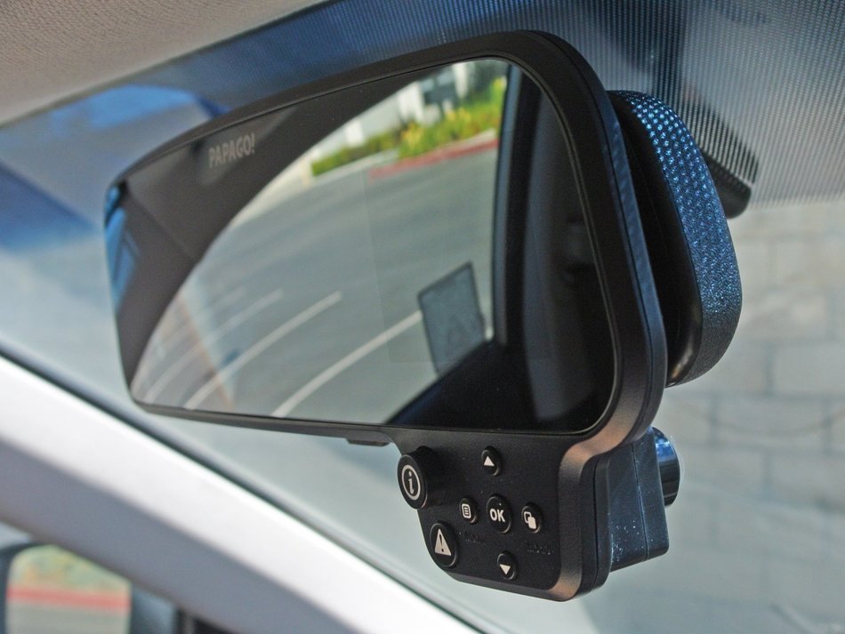 PAPAGO GS272-US GoSafe 272 Ultra Slim Full HD 1080P Dashcam - Replacement for GoSafe 330 (Black) N10