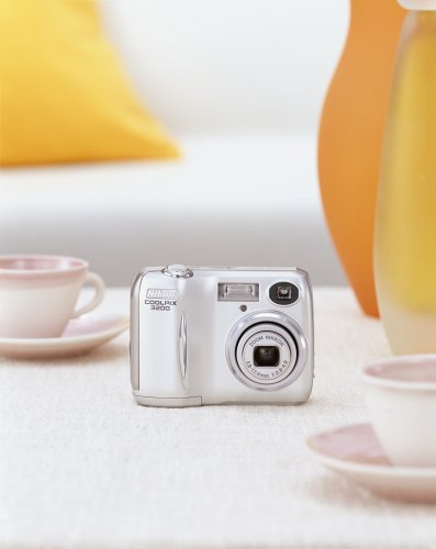 Nikon Coolpix 3200 3.2MP Digital Camera with 3x Optical Zoom (OLD MODEL)
