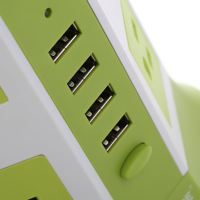 Safemore Smart 8-Outlet with 4-USB Output Power Strip (Green and White) N2
