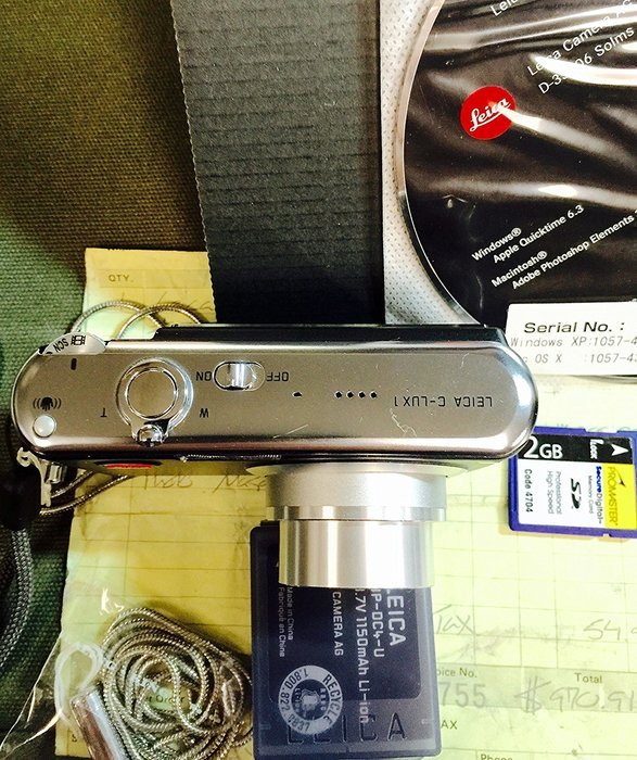 Leica C-LUX 1 6MP Digital Camera with 3.6x Optical Image Stabilized Zoom (Silver) N8