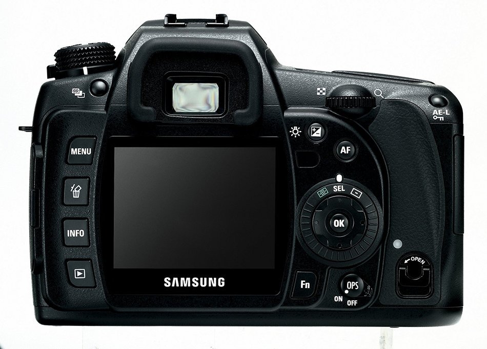 Samsung GX-10 10.2MP Digital SLR Camera with 18-55mm Schneider D-XENON Lens