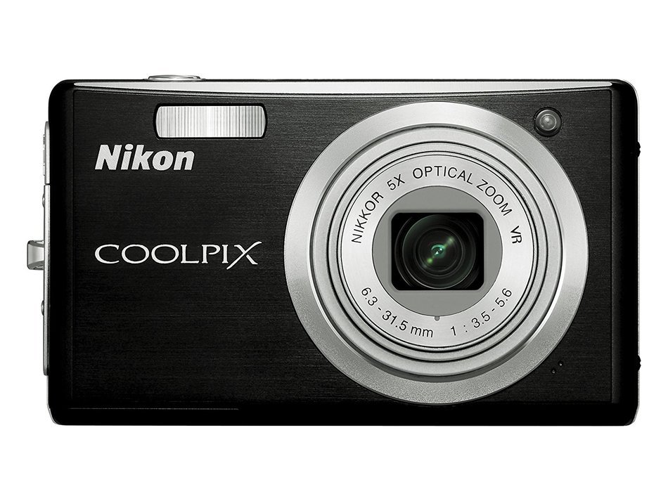 Nikon Coolpix S560 10MP Digital Camera with 5x Optical Vibration Reduction (VR) Zoom with 2.7 inch LCD (Graphite... N2