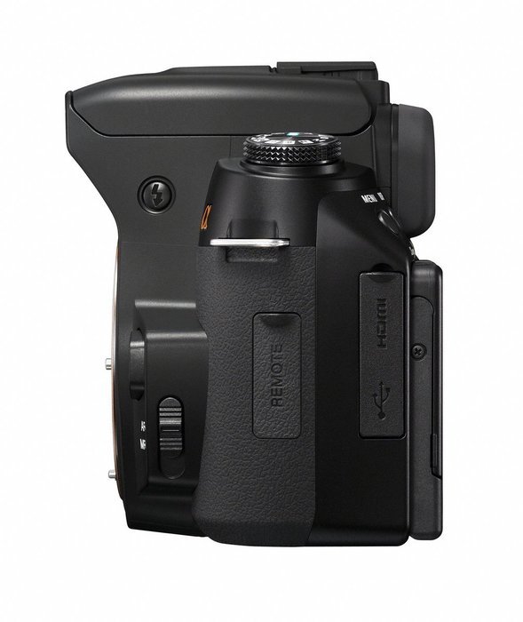 Sony Alpha DSLRA500L 12.3MP Digital SLR Camera with 18-55mm Lens N4