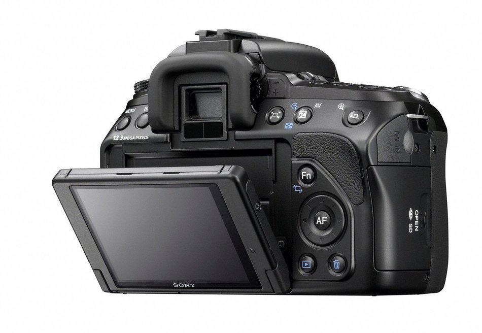 Sony Alpha DSLRA500L 12.3MP Digital SLR Camera with 18-55mm Lens N6