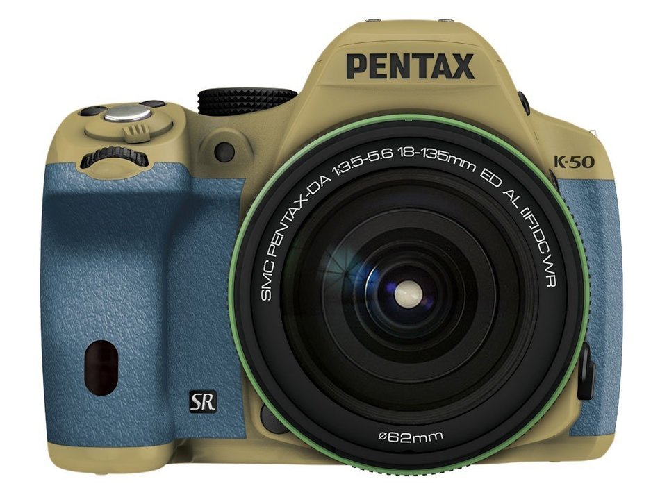 Pentax K-50 16MP Digital SLR 18-135mm Lens Kit SAND BEIGE/AQUA 061
