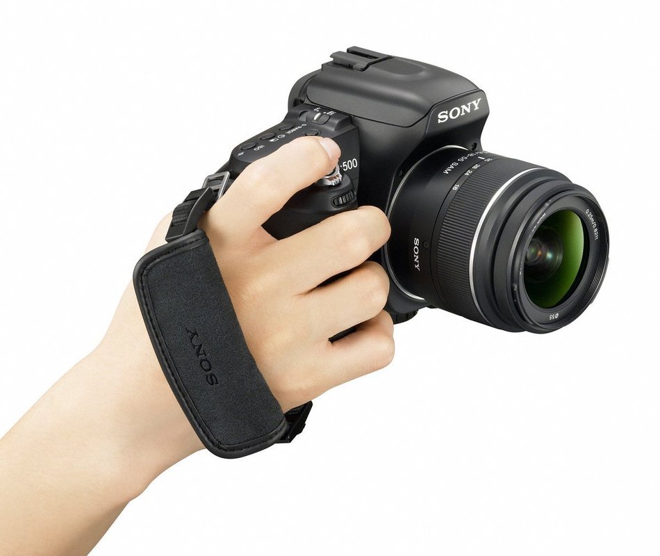 Sony Alpha DSLRA500L 12.3MP Digital SLR Camera with 18-55mm Lens N9