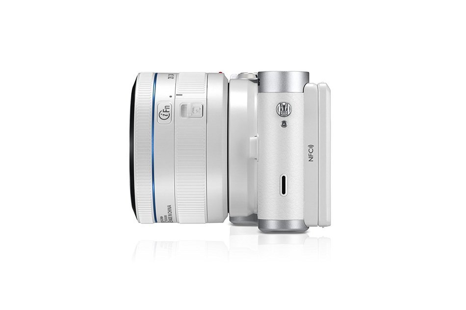 Samsung NX300 20.3MP CMOS Smart WiFi Mirrorless Digital Camera with 20-50mm Lens and 3.3" AMOLED Touch Screen... N8