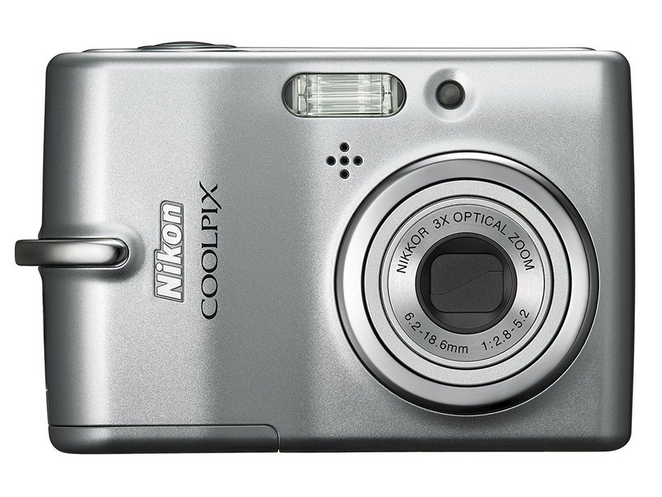 Nikon Coolpix L10 5MP Digital Camera with 3x Optical Zoom N7