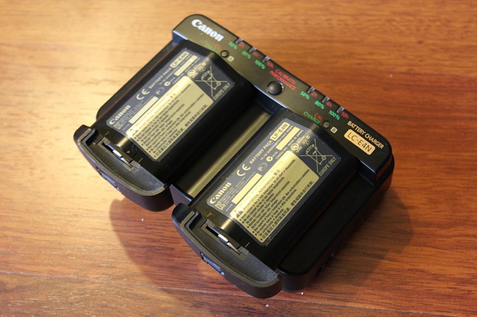 Canon EOS-1D C Cinema Camera Body N5