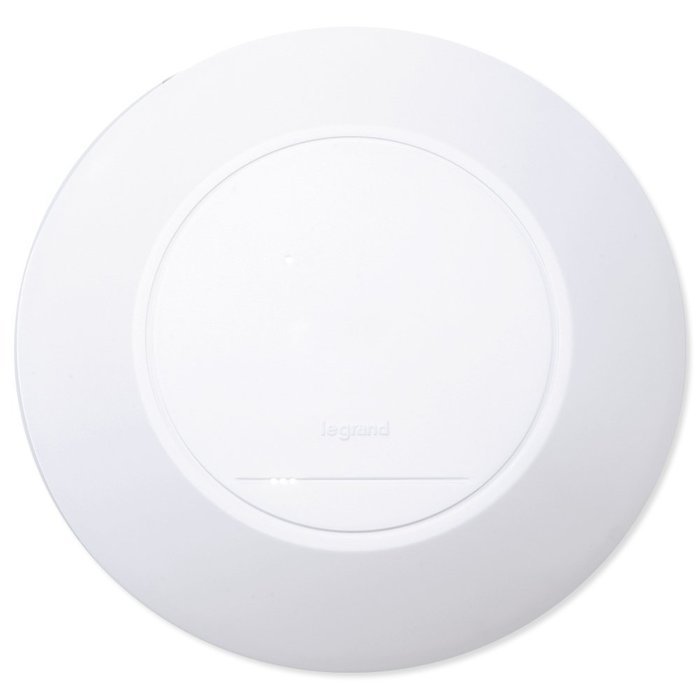 On-Q/Legrand 802.11 ac Wireless Access Point without PoE Injector (DA1104NP)