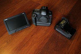 Canon EOS-1D C Cinema Camera Body N8