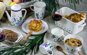 Finex Kitchen Premium Porcelain Enameled Steel Collection (Floral Design Series) Rectangular Loaf Pan - Retro... N18