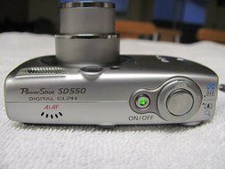 Canon PowerShot SD550 7.1 MP Digital Camera - Silver N5